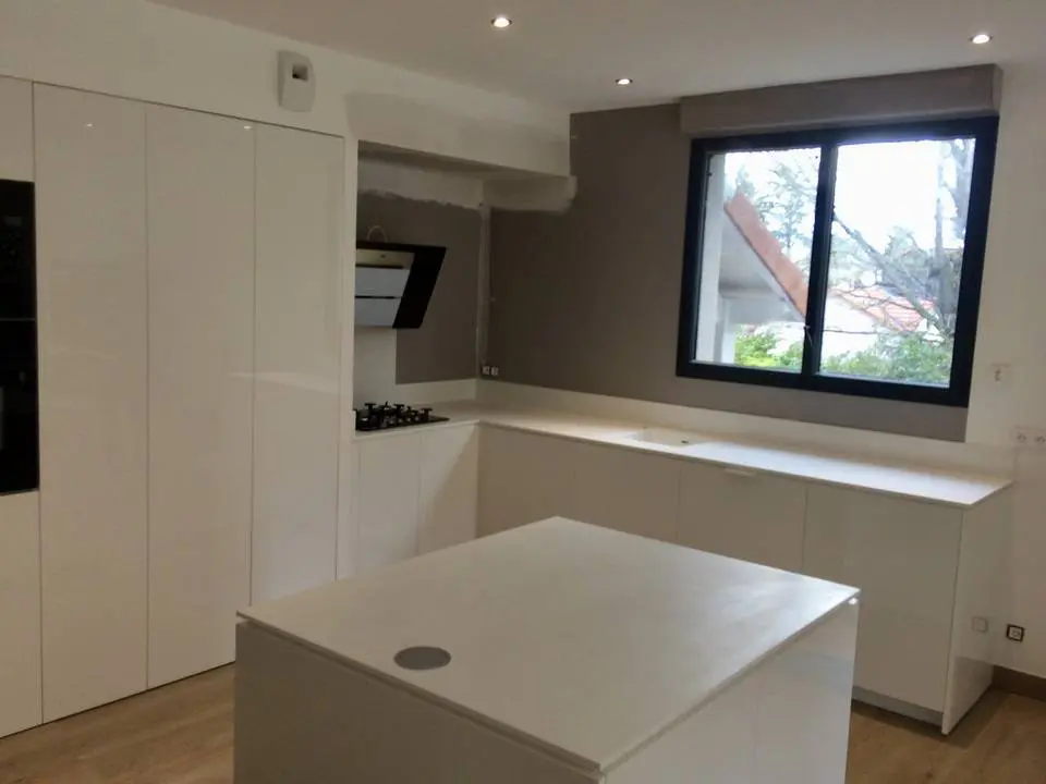 CUISINECALUIRE3ConvertImagejpg_5de517dd5712e Installation cuisine sur mesure mélaminé Lyon - ébéniste qualifié Caluire